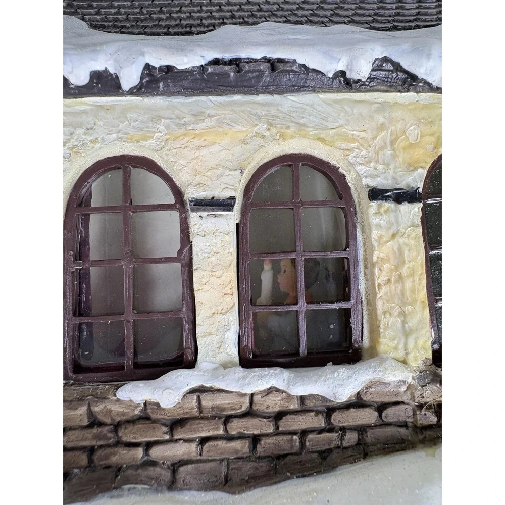 Berta Hummel Holy Night Chapel Hawthorne Village Christmas Village Church w/ COA